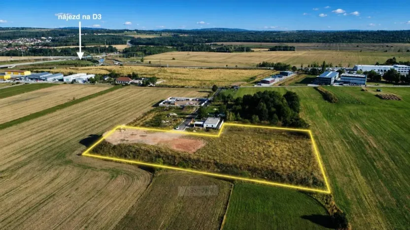 Prodej komerčního pozemku, Hůry, Pod Strání, 11525 m2