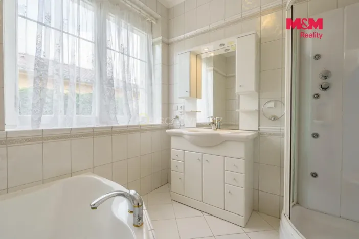 Prodej rodinného domu, Karlovy Vary - Tašovice, U Ohře, 540 m2