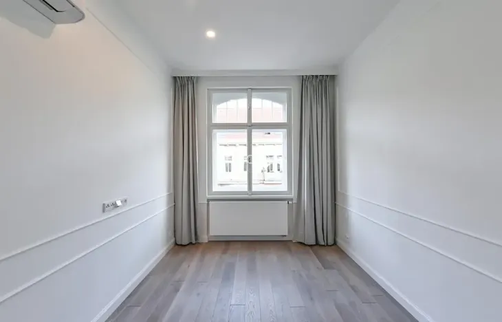 Pronájem bytu 2+kk, Praha - Vinohrady, náměstí Jiřího z Poděbrad, 56 m2