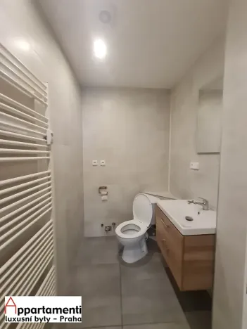 Pronájem obchodního prostoru, Praha - Vinohrady, Šafaříkova, 66 m2