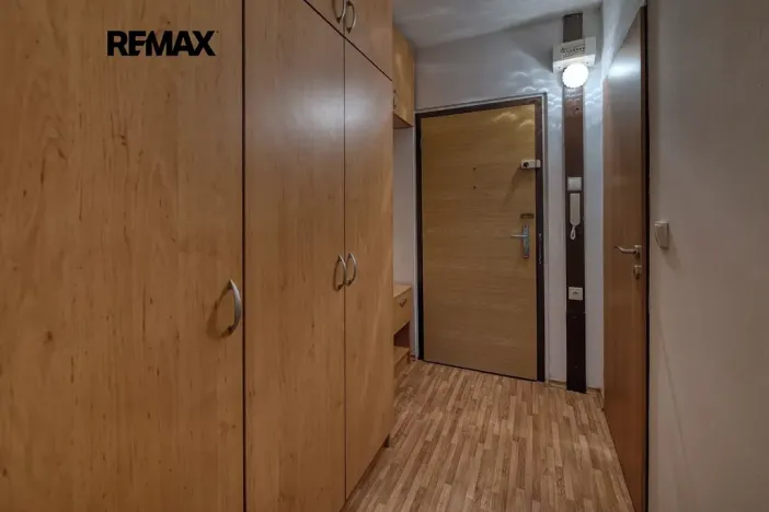 Pronájem bytu 1+kk, Poděbrady, V Aleji, 33 m2