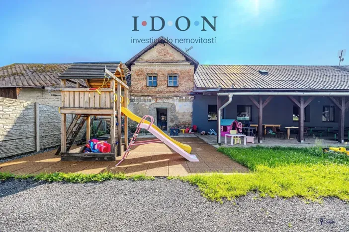 Prodej rodinného domu, Kozlovice, 500 m2