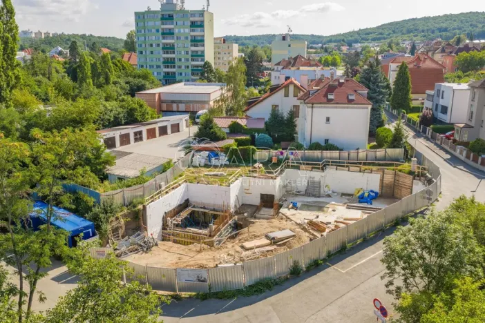 Prodej bytu 2+kk, Praha - Komořany, Okružní, 56 m2