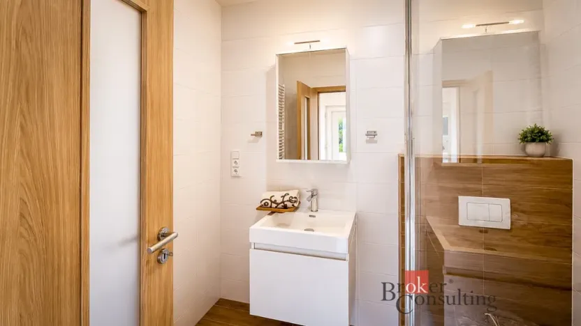 Prodej bytu 2+kk, Plzeň - Lhota, K Remízku, 57 m2