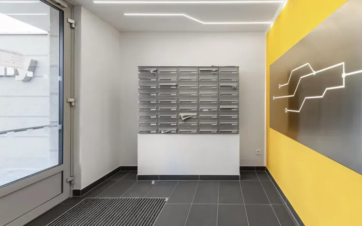 Pronájem bytu 1+kk, Praha - Vysočany, Svatošových, 32 m2