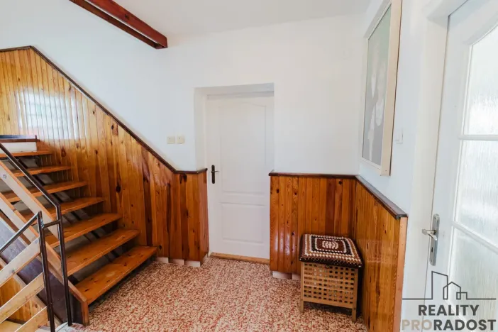 Prodej rodinného domu, Katov, 200 m2