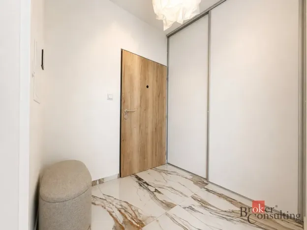 Pronájem bytu 2+kk, Plzeň - Jižní Předměstí, Železná, 36 m2