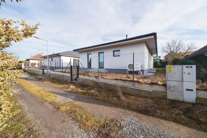 Prodej rodinného domu, Líně, Družstevní, 100 m2