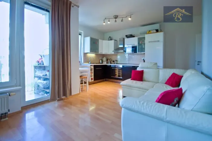 Pronájem bytu 3+kk, Praha - Strašnice, Názovská, 56 m2