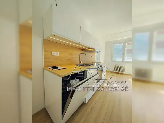 Pronájem bytu 2+kk, České Budějovice, Budivojova, 49 m2