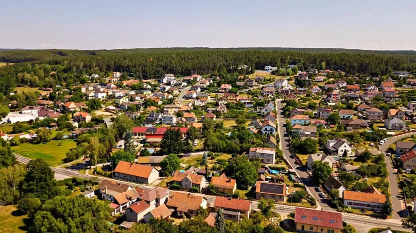 Prodej pozemku pro bydlení, Trnová, 734 m2