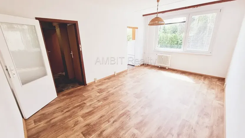 Pronájem bytu 1+kk, Praha - Hostivař, Vajdova, 29 m2