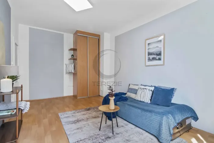 Prodej bytu 1+kk, Praha - Veleslavín, Na okraji, 25 m2