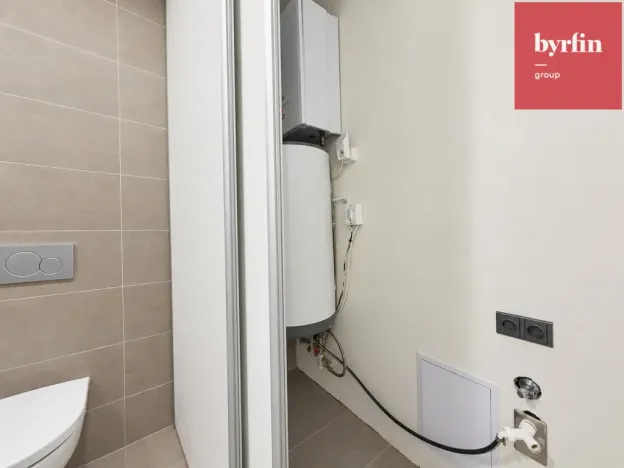 Pronájem bytu 2+kk, Opava, Dolní náměstí, 86 m2