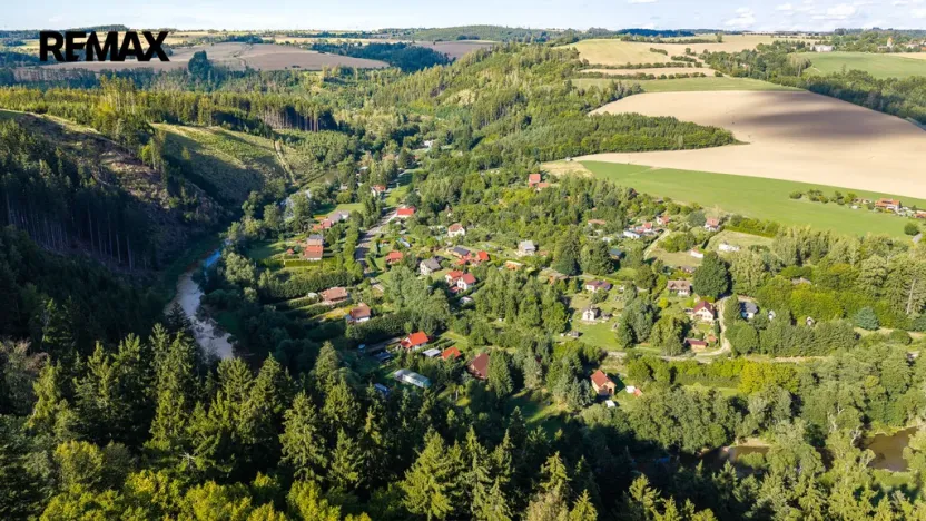 Prodej pozemku pro bydlení, Chřenovice, 1105 m2