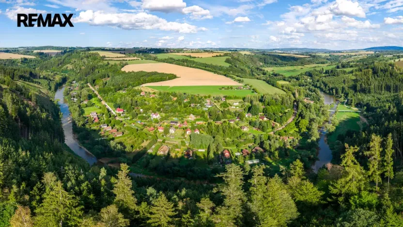 Prodej pole, Chřenovice, 1105 m2