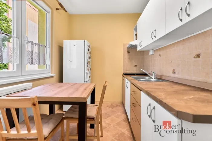 Prodej bytu 2+1, Ostrov, Masarykova, 55 m2