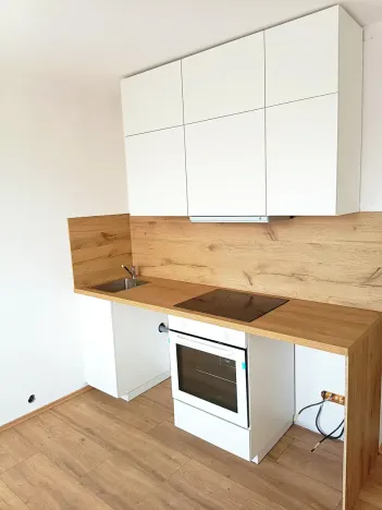 Pronájem bytu 1+kk, Frýdlant, Školní, 20 m2