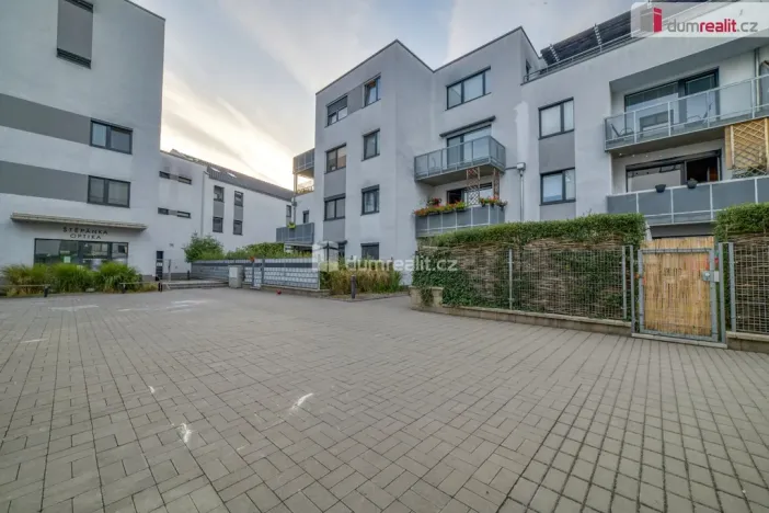 Prodej bytu 3+kk, Praha - Uhříněves, Za Lípou, 98 m2