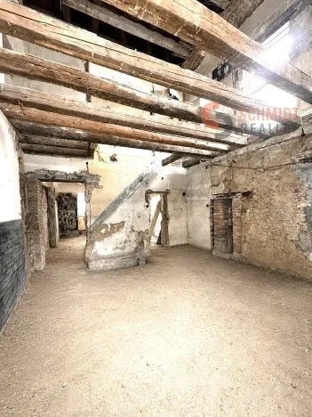 Prodej domu, Valtice, nám. Svobody, 268 m2