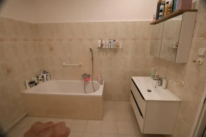 Pronájem bytu 3+1, Nový Bydžov, Třída B. Smetany, 97 m2