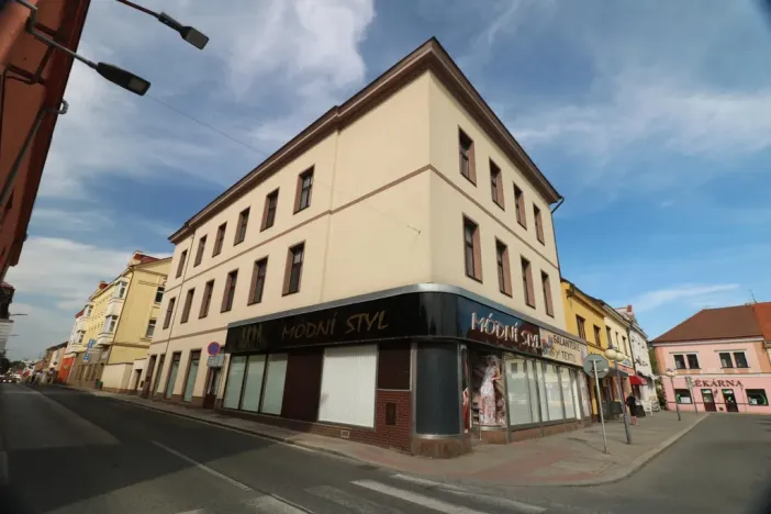 Pronájem bytu 3+1, Nový Bydžov, Třída B. Smetany, 97 m2