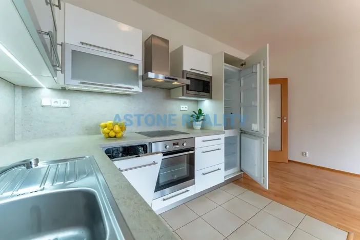 Pronájem bytu 1+kk, Praha - Zličín, Míšovická, 42 m2