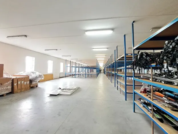 Pronájem obchodního prostoru, Tečovice, 890 m2