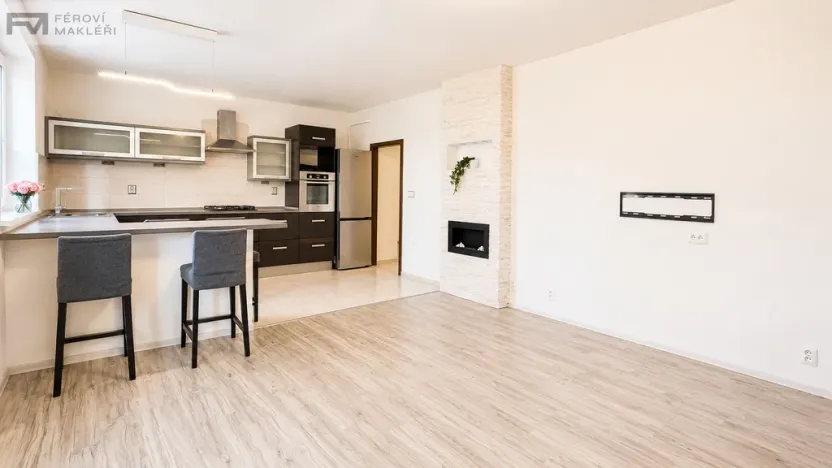 Pronájem bytu 2+kk, Ostrava, nábřeží Svazu protifašistických bojovníků, 56 m2