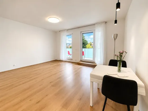 Pronájem bytu 1+kk, Liberec, Dukelská, 37 m2