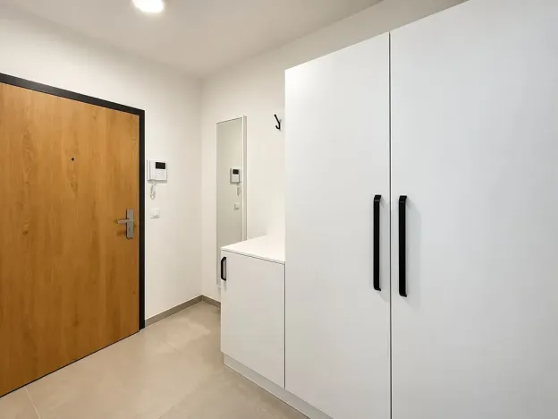 Pronájem bytu 1+kk, Liberec, Dukelská, 37 m2