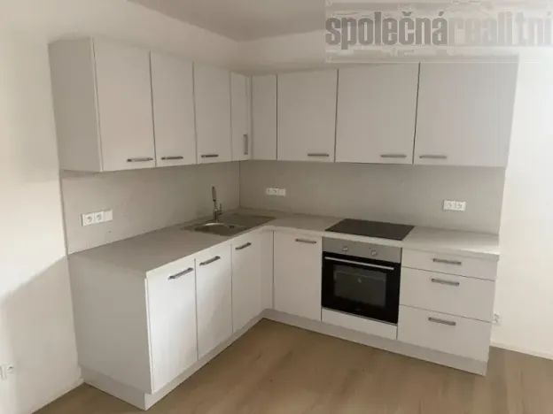 Pronájem bytu 1+kk, Karlštejn, 40 m2