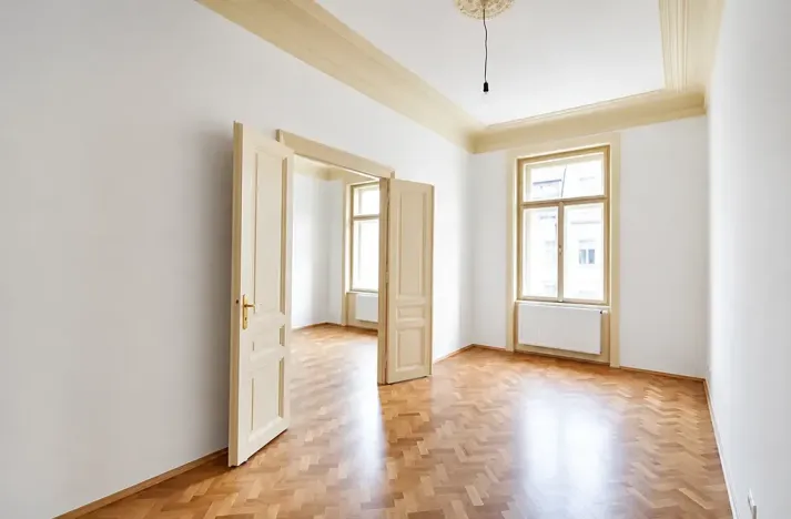 Pronájem bytu 2+1, Praha - Staré Město, Kaprova, 82 m2