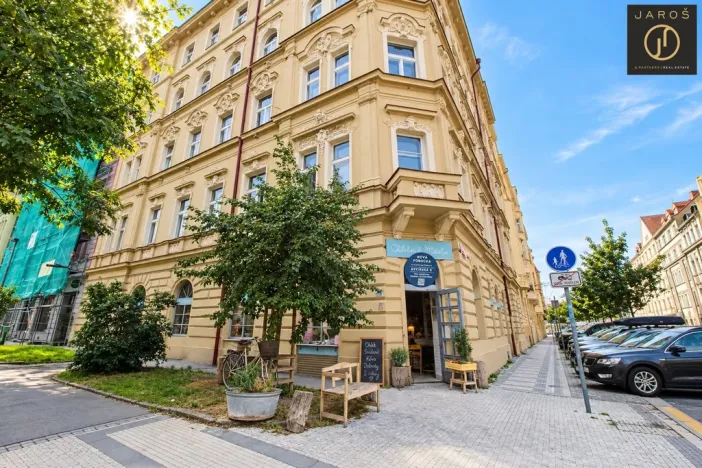 Pronájem restaurace, Praha - Bubeneč, Jana Zajíce, 145 m2