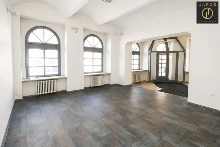 Pronájem restaurace, Praha - Bubeneč, Jana Zajíce, 145 m2