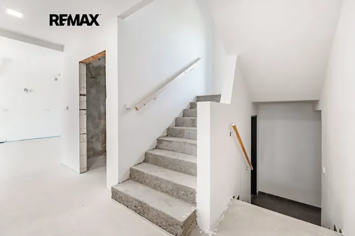 Prodej rodinného domu, Sluhy, 329 m2