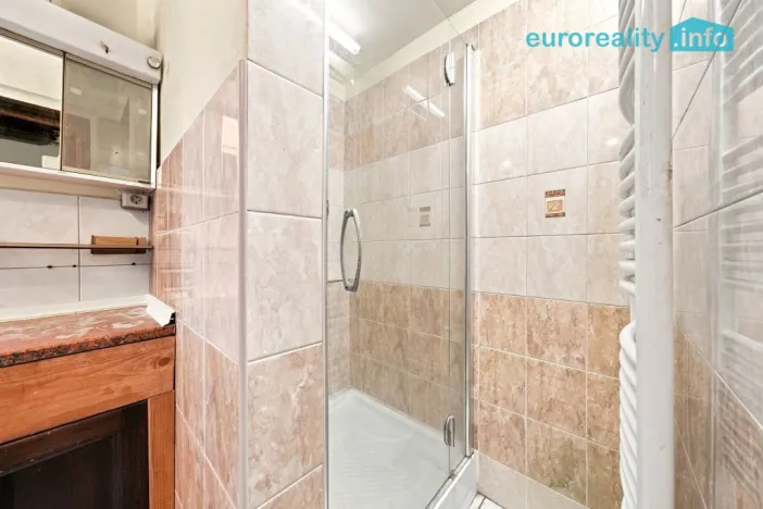 Prodej rodinného domu, Hlinná - Lbín, 103 m2