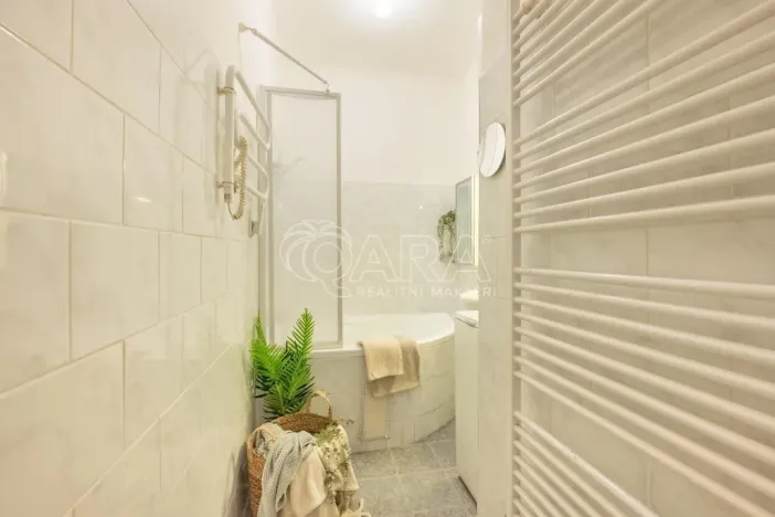 Prodej bytu 2+1, Praha - Vinohrady, Rumunská, 64 m2