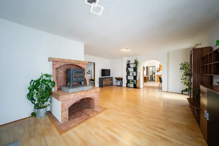 Prodej rodinného domu, Horní Planá, Komenského, 250 m2