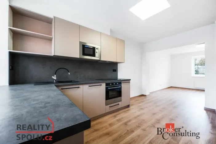 Prodej rodinného domu, Bučovice - Vícemilice, Urbáškova, 216 m2