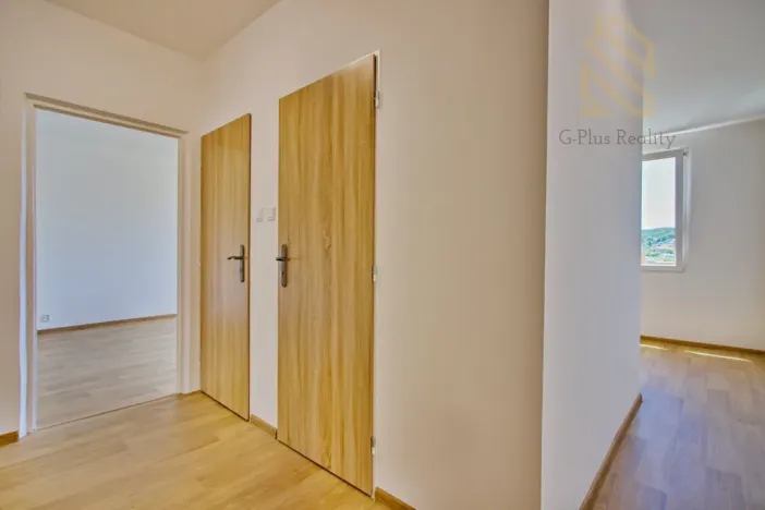 Prodej bytu 2+1, Chomutov, Holešická, 62 m2