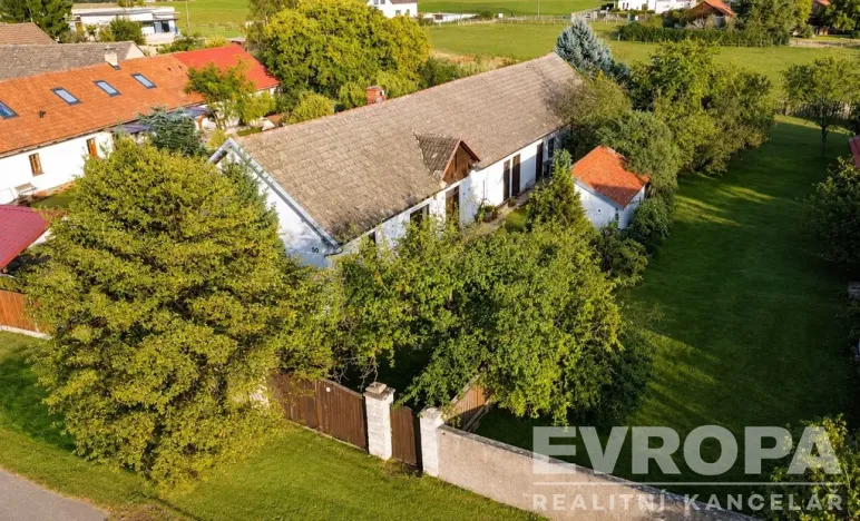 Prodej rodinného domu, Hlavečník, 170 m2