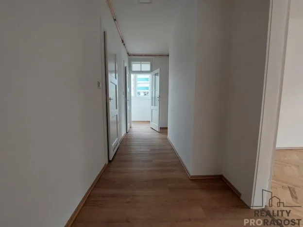 Pronájem bytu 2+kk, Praha - Žižkov, 45 m2
