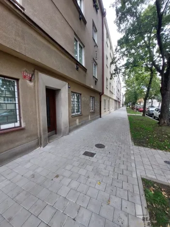 Pronájem bytu 2+kk, Praha - Žižkov, 45 m2