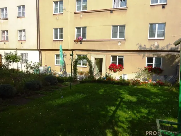 Pronájem bytu 2+kk, Praha - Žižkov, 45 m2