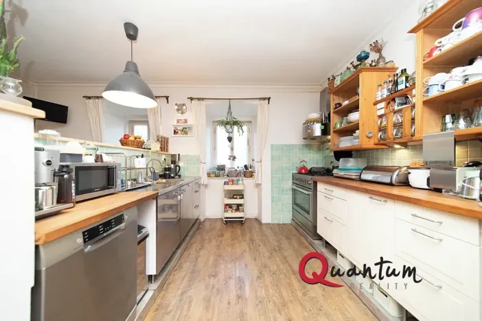Prodej rodinného domu, Dolany nad Vltavou, Hlavní, 180 m2