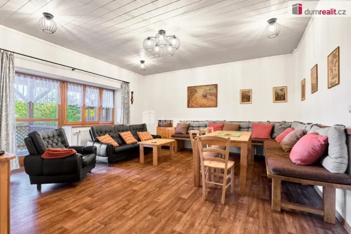 Prodej rodinného domu, Chlum u Třeboně, Chelčického, 570 m2