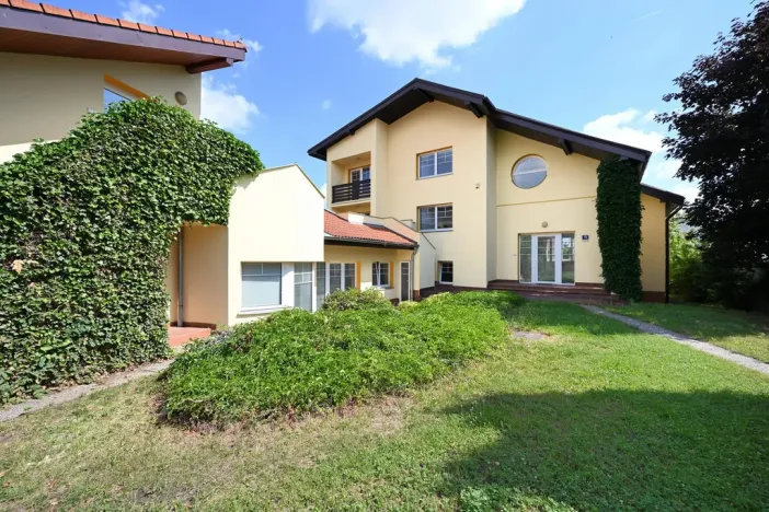 Pronájem kanceláře, Praha - Chodov, 7. května, 454 m2