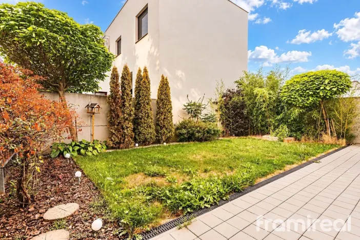 Prodej bytu 3+kk, Znojmo, Smutného, 79 m2