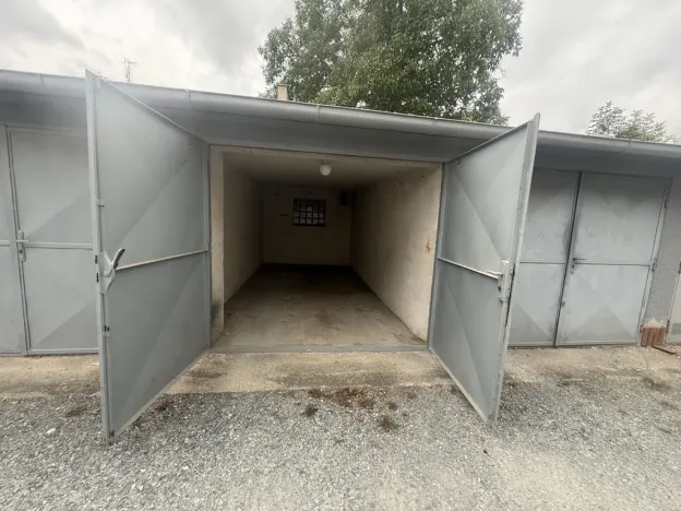 Pronájem garáže, Plzeň - Hradiště, Zelenohorská, 16 m2